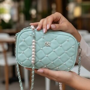 BADGLEY MISCHKA - Quilted Camera Bag - Vegan Leather  Green (New)